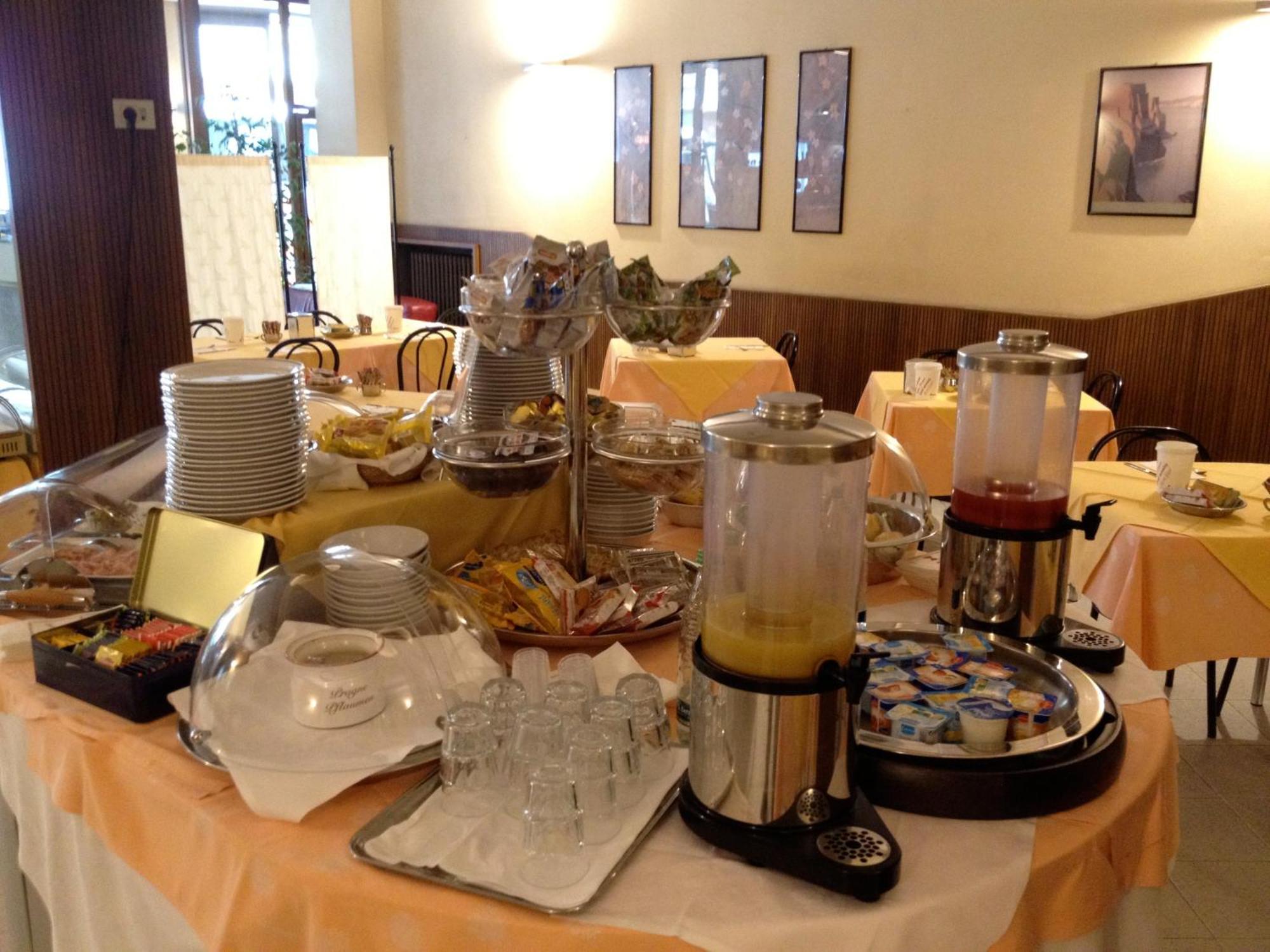 Hotel Milano Pistoia Extérieur photo