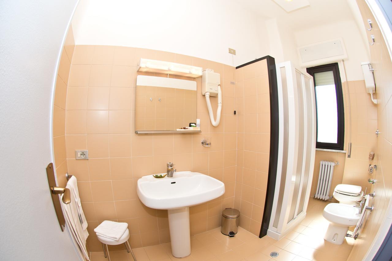 Hotel Milano Pistoia Extérieur photo