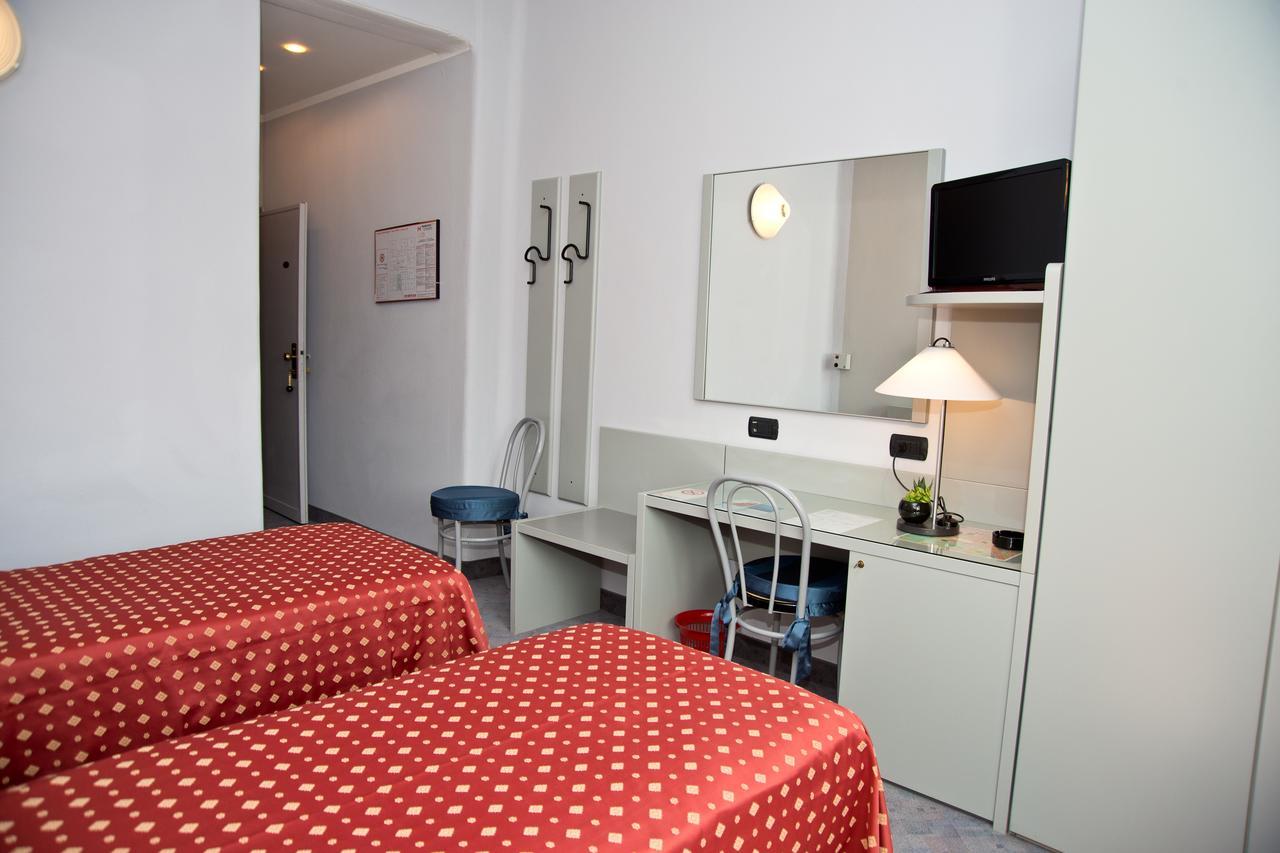 Hotel Milano Pistoia Extérieur photo